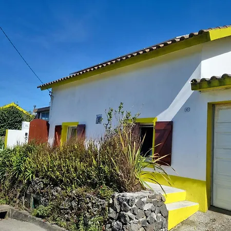 Semesterbostad Sunset Nest